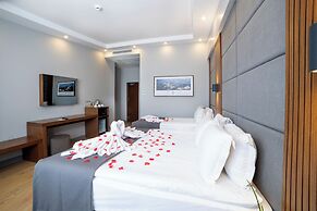 Center Hill Hotel