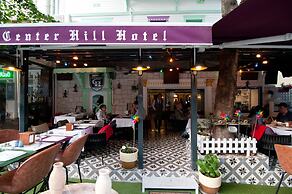 Center Hill Hotel