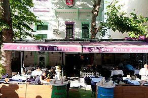 Center Hill Hotel