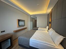 Center Hill Hotel