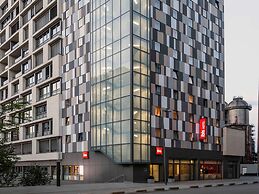 ibis Esch Belval