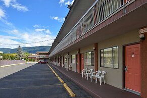 Canadas Best Value Inn & Suites Vernon