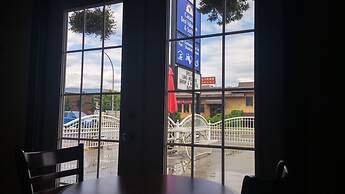 Canadas Best Value Inn & Suites Vernon