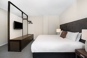 Mantra One Sandy Bay Road