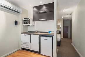 Mantra One Sandy Bay Road