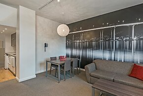 Mantra One Sandy Bay Road