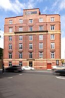 Mantra One Sandy Bay Road