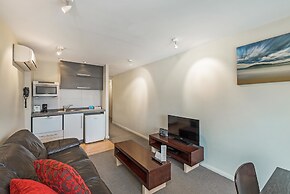 Mantra One Sandy Bay Road