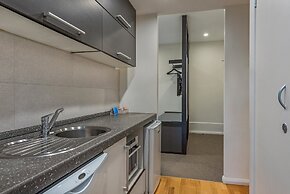 Mantra One Sandy Bay Road