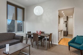 Mantra One Sandy Bay Road