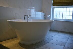 Stallingborough Grange Hotel