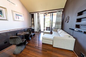 Catembe Gallery Hotel