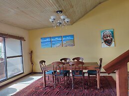 Catembe Gallery Hotel