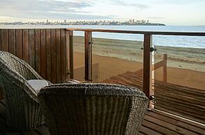 Catembe Gallery Hotel