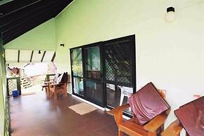 Gina's Garden Lodges