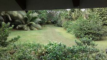 Gina's Garden Lodges