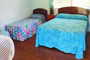 Gina's Garden Lodges