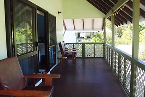 Gina's Garden Lodges