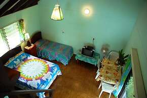 Gina's Garden Lodges