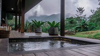 El Silencio Lodge and Spa