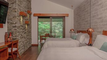 El Silencio Lodge and Spa