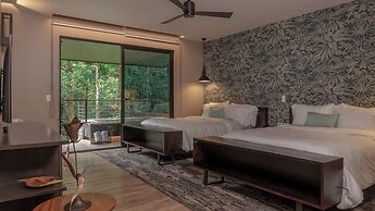 El Silencio Lodge and Spa