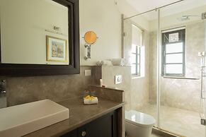 Sol De Goa by Sereno