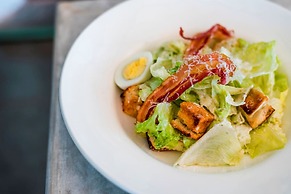 Sol De Goa by Sereno