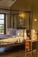 Sol De Goa by Sereno