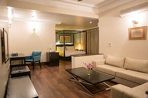 Sol De Goa by Sereno