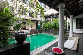 Sol De Goa by Sereno