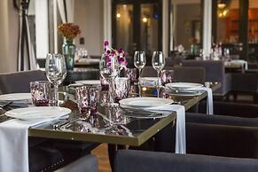 Sol De Goa by Sereno