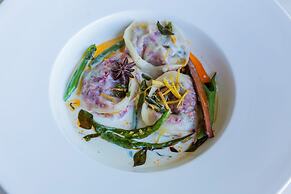 Sol De Goa by Sereno