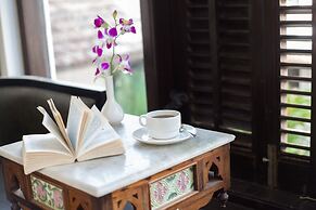 Sol De Goa by Sereno