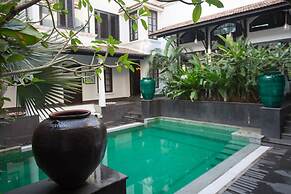 Sol De Goa by Sereno