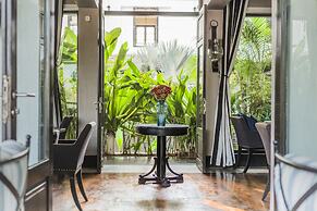 Sol De Goa by Sereno