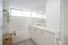 Cashelmara Beachfront Apartments