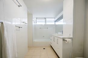 Cashelmara Beachfront Apartments