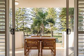 Cashelmara Beachfront Apartments