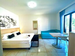 Hotel Park Village