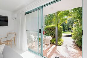 Chez Noosa Holiday Apartments