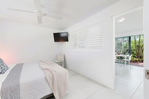 Chez Noosa Holiday Apartments