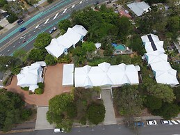 Chez Noosa Resort Motel