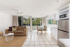 Hi Ho Beach Apartments