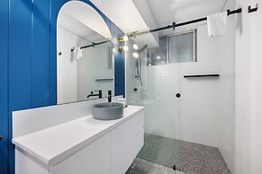 Hi Ho Beach Apartments