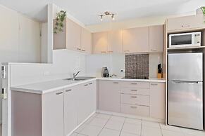 Hi Ho Beach Apartments