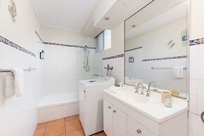 Hi Ho Beach Apartments