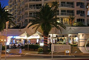 Hi Ho Beach Apartments