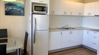 Hi Ho Beach Apartments