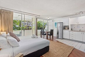 Hi Ho Beach Apartments